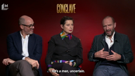 Ralph Fiennes and Isabella Rossellini on the subtle comedy in their new Vatican-set thriller ‘Conclave’