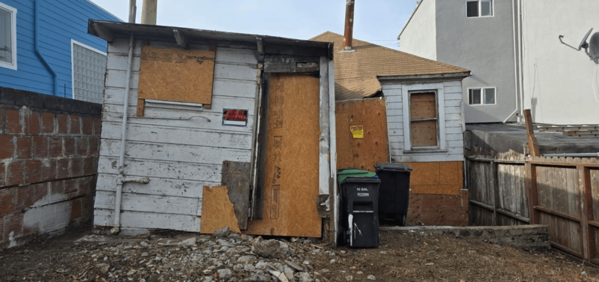 You have a few hours left to bid on this burned-out husk in San Francisco